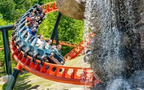 Dollywood - Open, 9:00am–10:00pm
