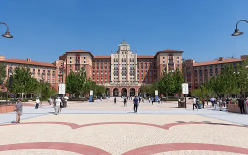 Universal Studios Beijing - Closed, 10:00am–10:00pm