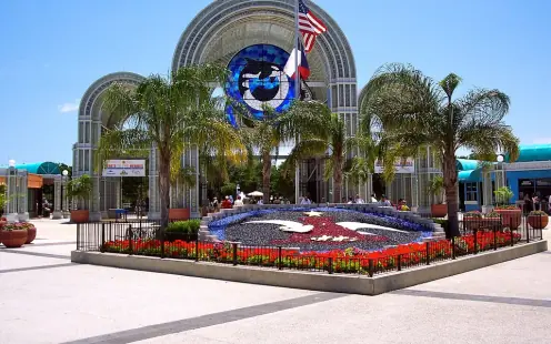 Seaworld San Antonio - Open, 10:30am–10:00pm