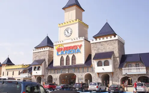 Energylandia - Closed, 10:00am–6:00pm