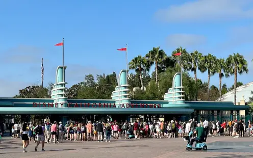 Disneyland Park - Closed, 8:00am–12:00am