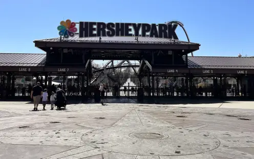 Hersheypark - Open, 12:00pm–10:00pm